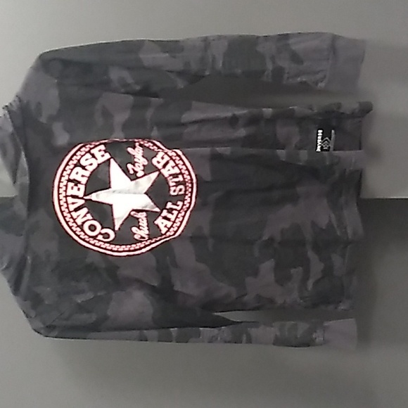 Clothes - Picture 4 of 4